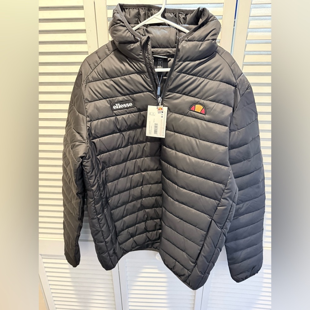 Ellesse Classic Puffer Jacket NWT
